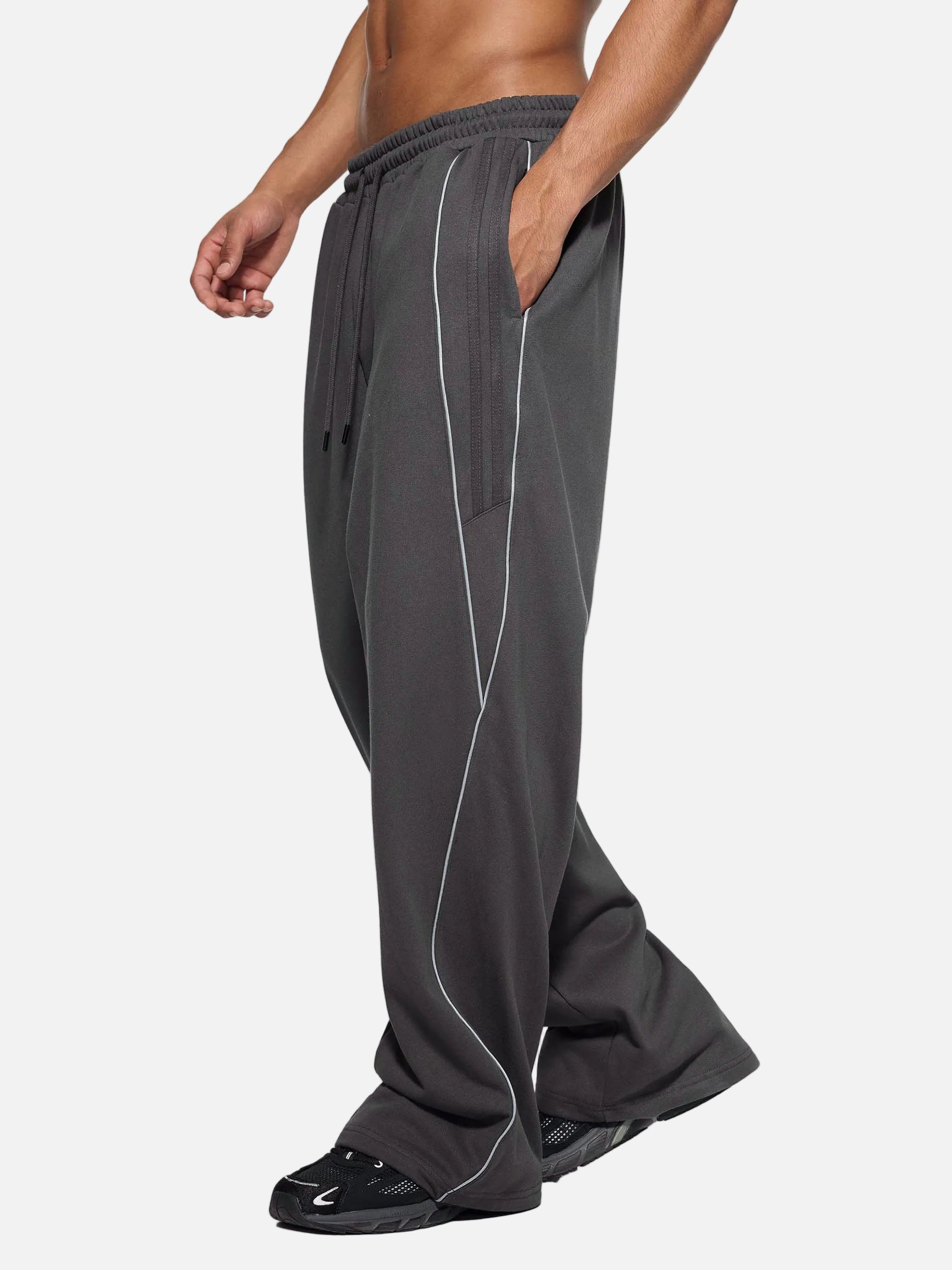 Vanta Reflective Training Joggers